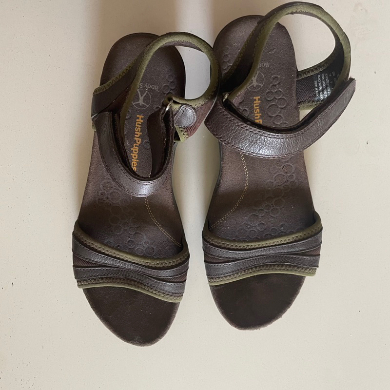 Preloved Hush Puppies Sandal The Body Shoe