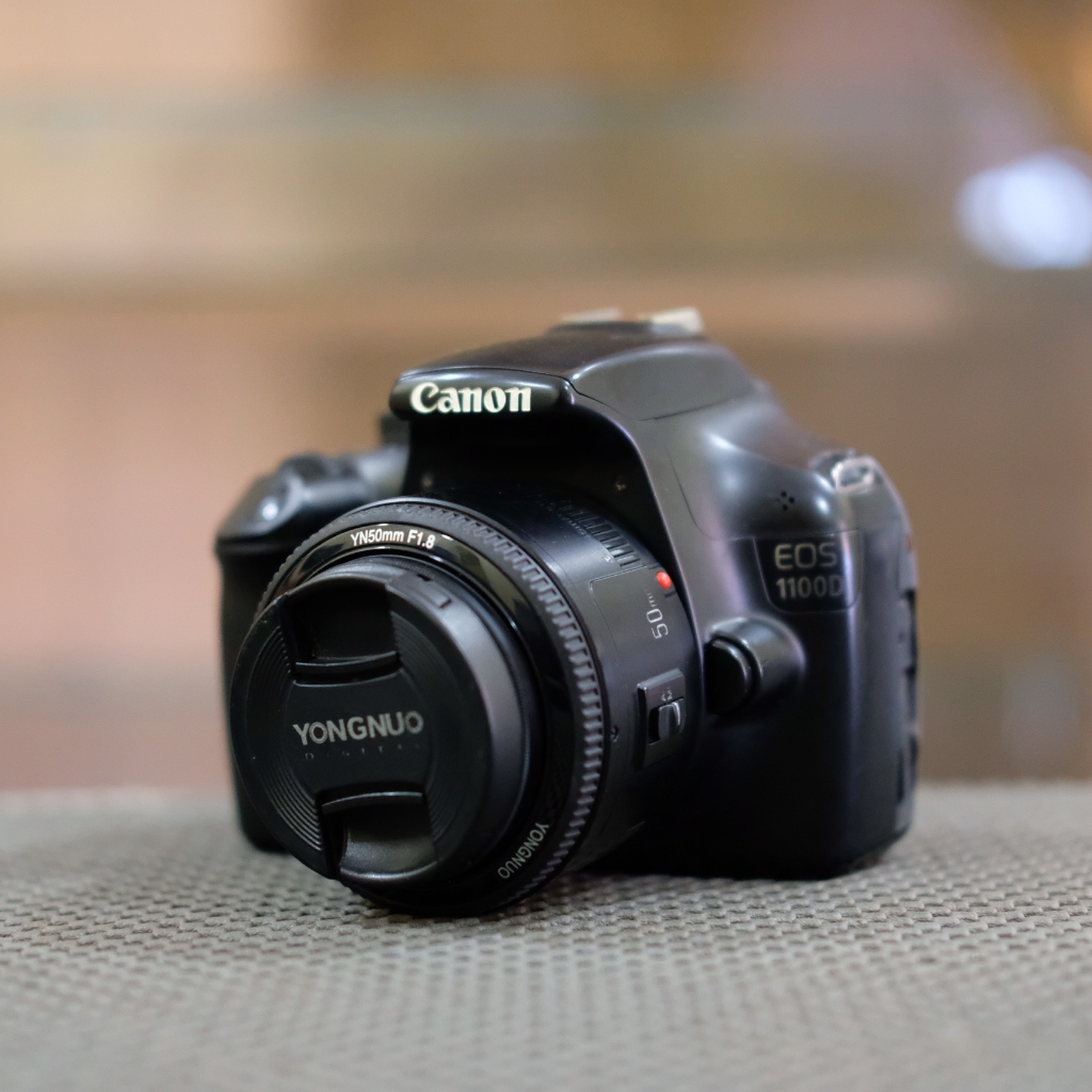 DSLR CANON EOS 1100D + LENSA FIX 50MM YANG SUKA FOTO BOKEH