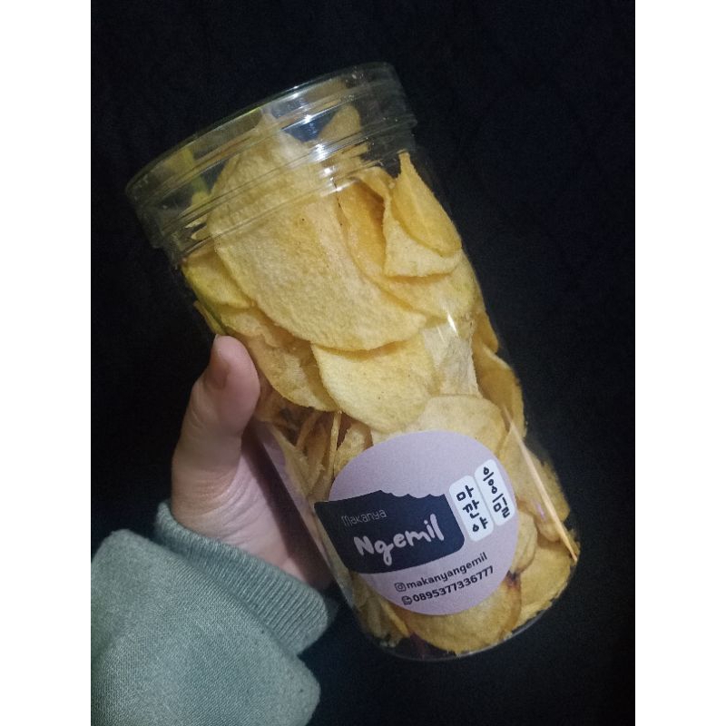 

MAKANYANGEMIL Keripik Kentang Cemilan Gurih 1 Toples