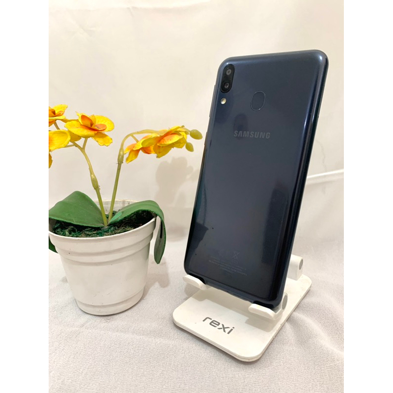 Samsung Galaxy M20