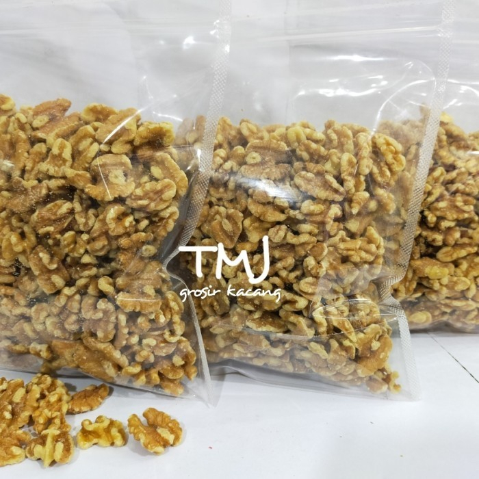 

500gram 500gr KACANG WALNUT KACANG OTAK KACANG KENARI MENTAH PREMIUM USA