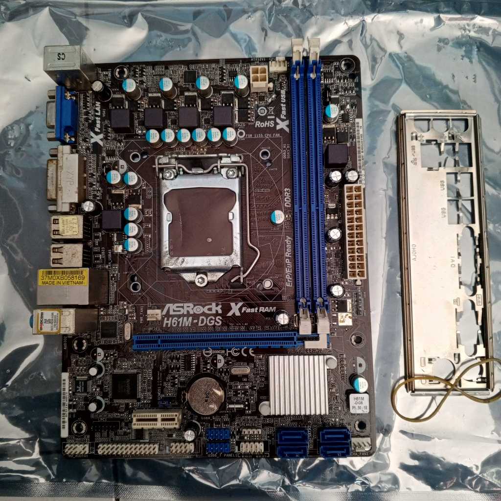 Paketan Motherboard  Intel Lga 1155 H61 ASROCK h61m dgs Core i3-3220_3,3 GHz Socket LGA1155 Ivy Brid