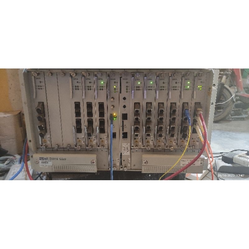 OLT ZTE C220 20 port gpon 4 port epon