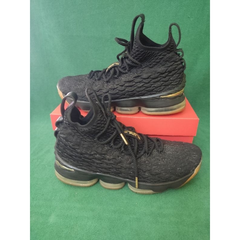 LEBRON 15 EP size 43