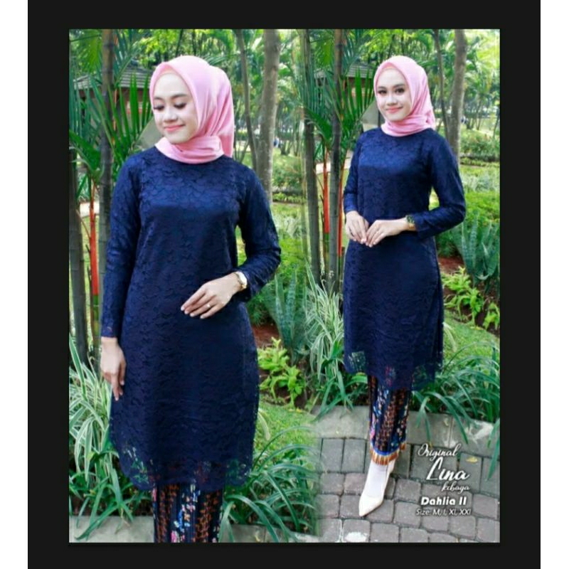 Setelan Tunik Kebaya Brokat dan Rok Batik Plisket