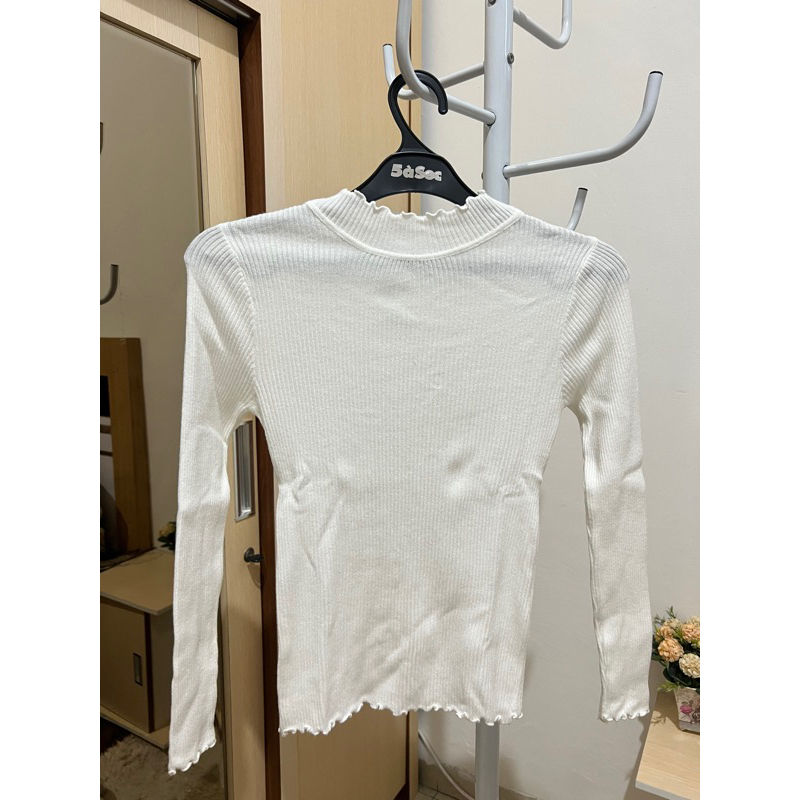 (PRELOVED ) ATASAN RAJUT WANITA (kerah keriting) Baju Rajut Wanita Kaos Import Wanita Lengan Panjang