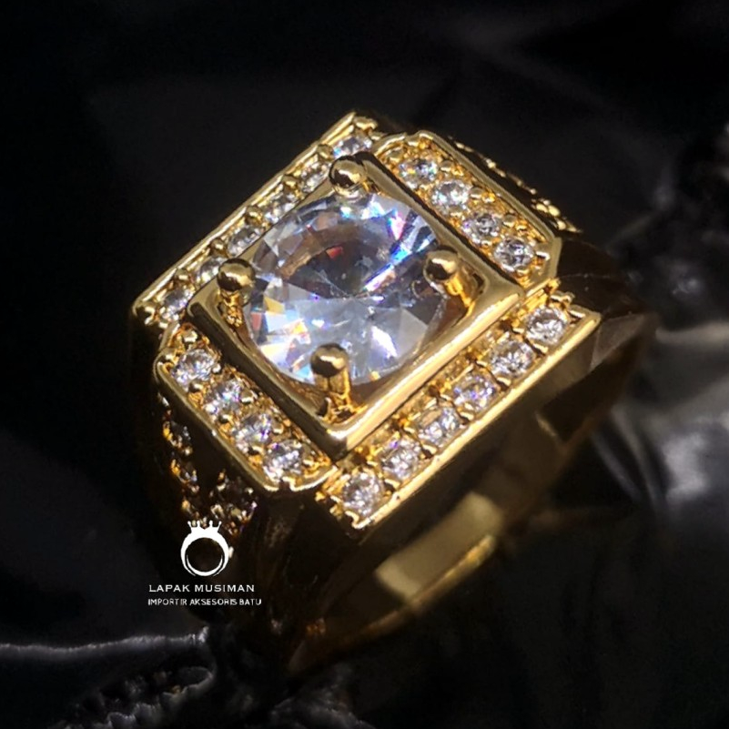 ➙➼✦❃ Cincin Pria Warna Kuning Emas Diamond Ruby King Saphire