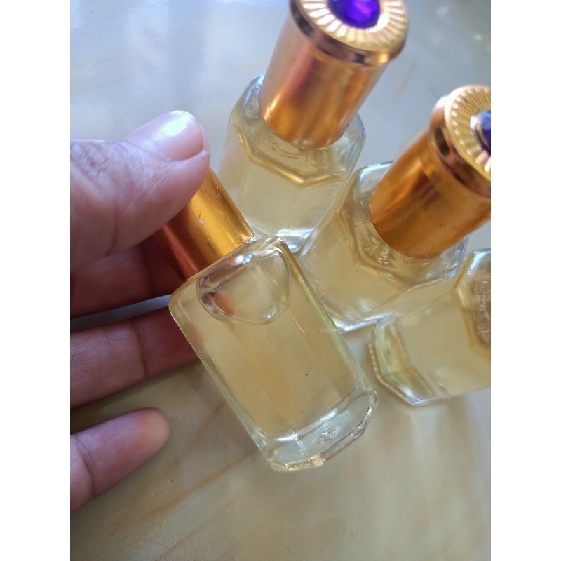 minyak Cendana Kupang alami 12ml