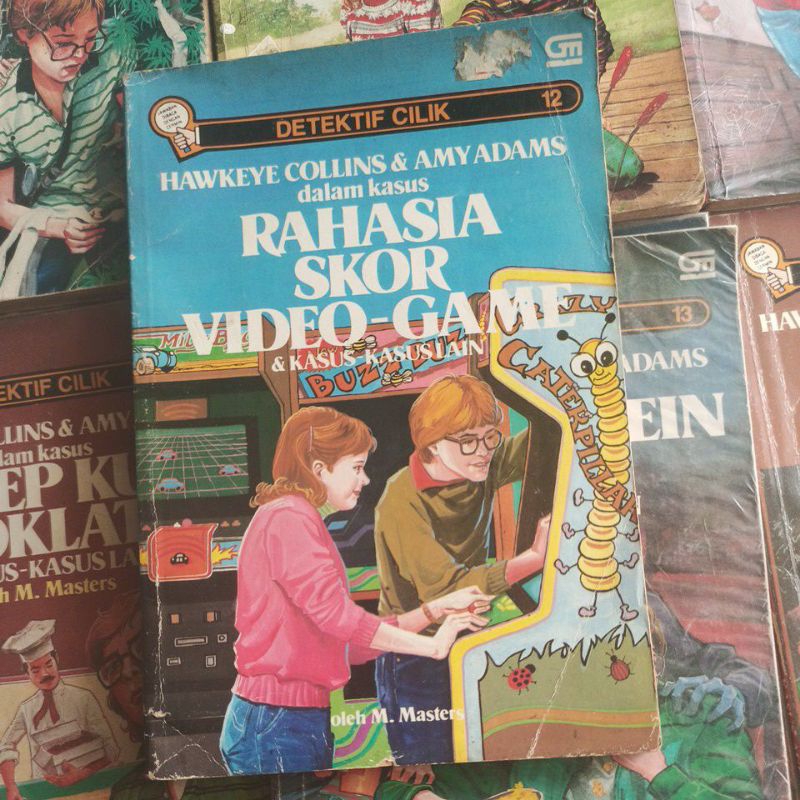 serial detektif cilik hawkeye collins & amy adams