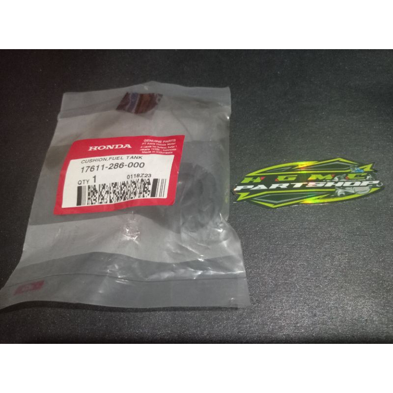 karet tangki Tanki tengki win bagian depan Honda win win100 Tiger gl pro gl Cb100 original AHM