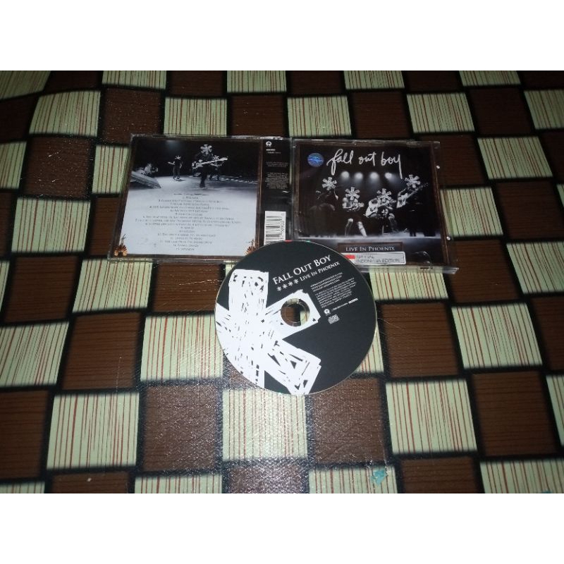 CD FALL OUT BOY