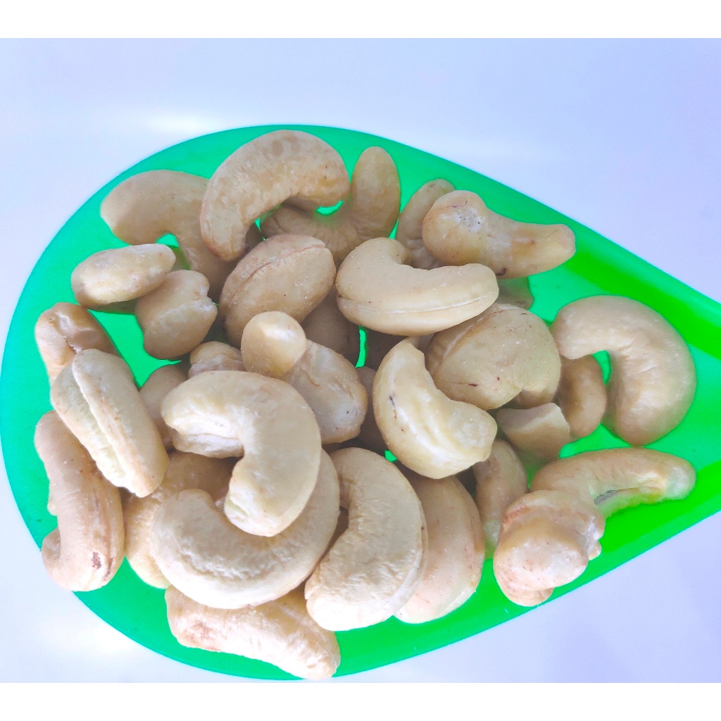 

10 Kg Kacang Mede / Mente Utuh Sulawesi - Mentah - Raw Cashew