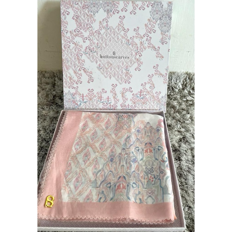 Buttonscarves granada series #prelovedbuttonscarves#granada#buttonscravesxriamiranda