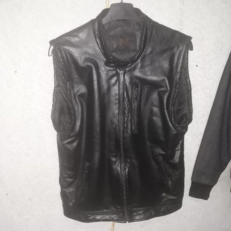 rompi kulit bekas pakai