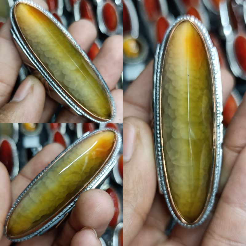 BATU PANDAN NANAS SISIK BETOK RUDAL