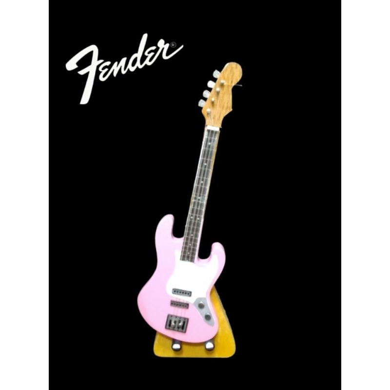 MINIATUR JAZZ BASS GITAR FENDER WARNA SOFT PINK 1:12 (11cm)