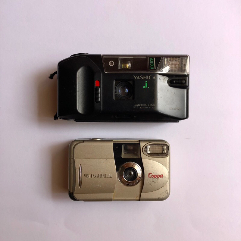 PAKET 2 Kamera Analog Yashica J dan Fujifilm Coppa