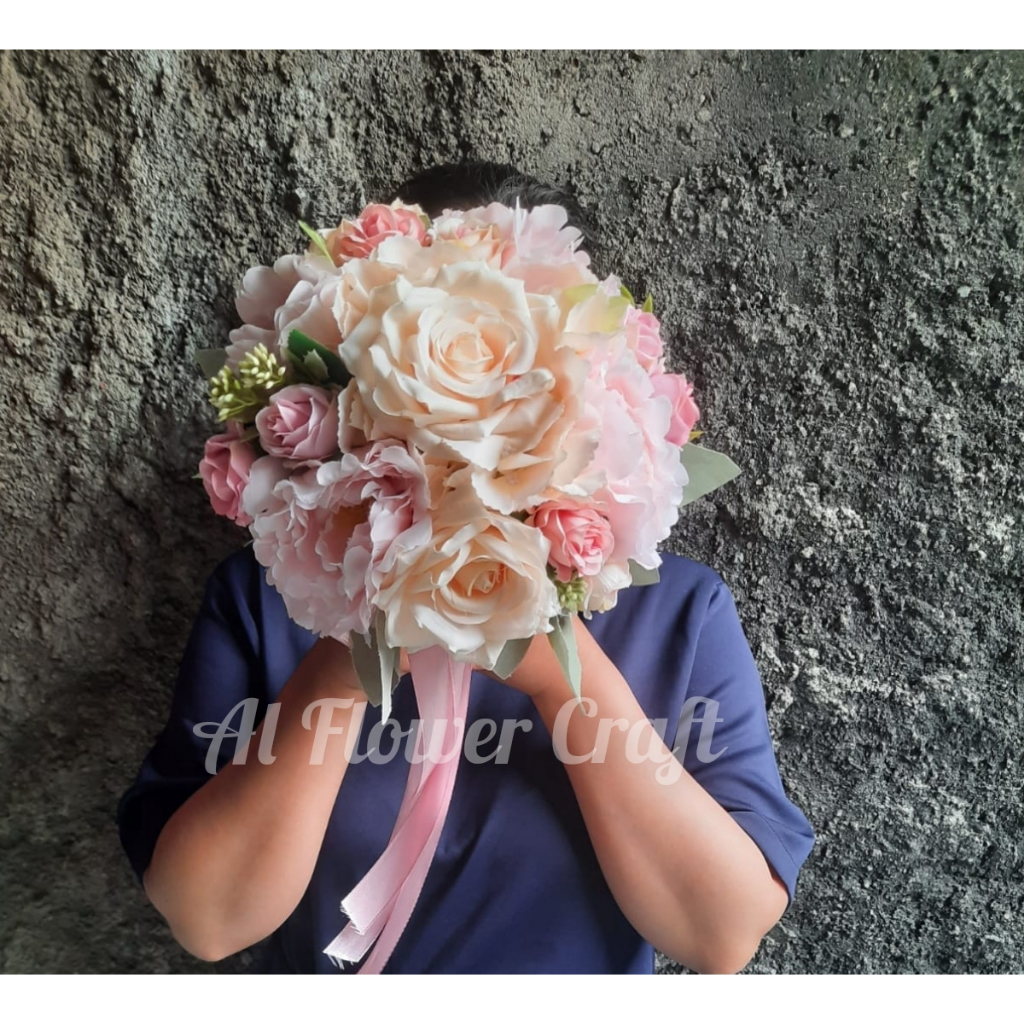 BUKET WEDDING BUNGA MAWAR ARTIFICIAL