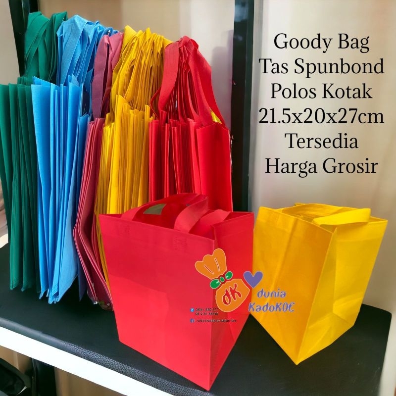 

Tas spunbond /Goody Bag/ tas ultah/tas jinjing PER 1PC