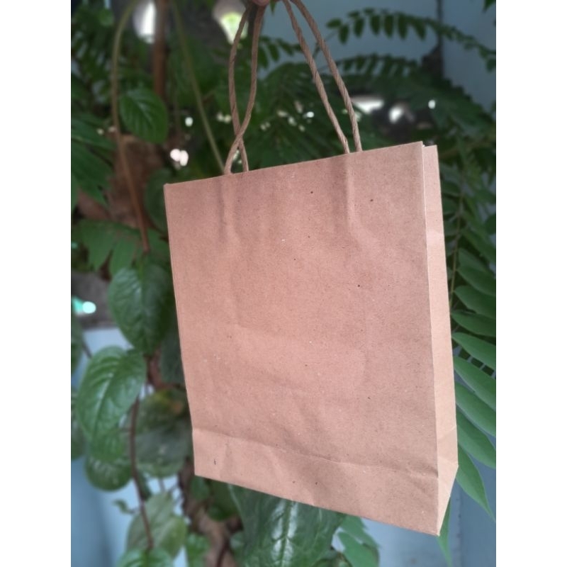 

Tas Kertas Hajatan Polos Tali Rami 20×8×24