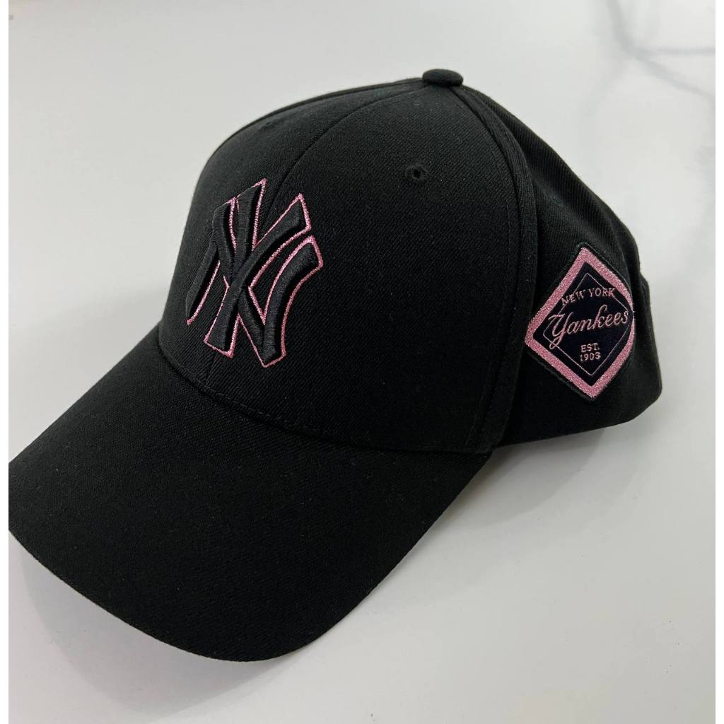 MLB NY Black Pink Embroidered Yankees Logo Baseball Cap ORIGINAL
