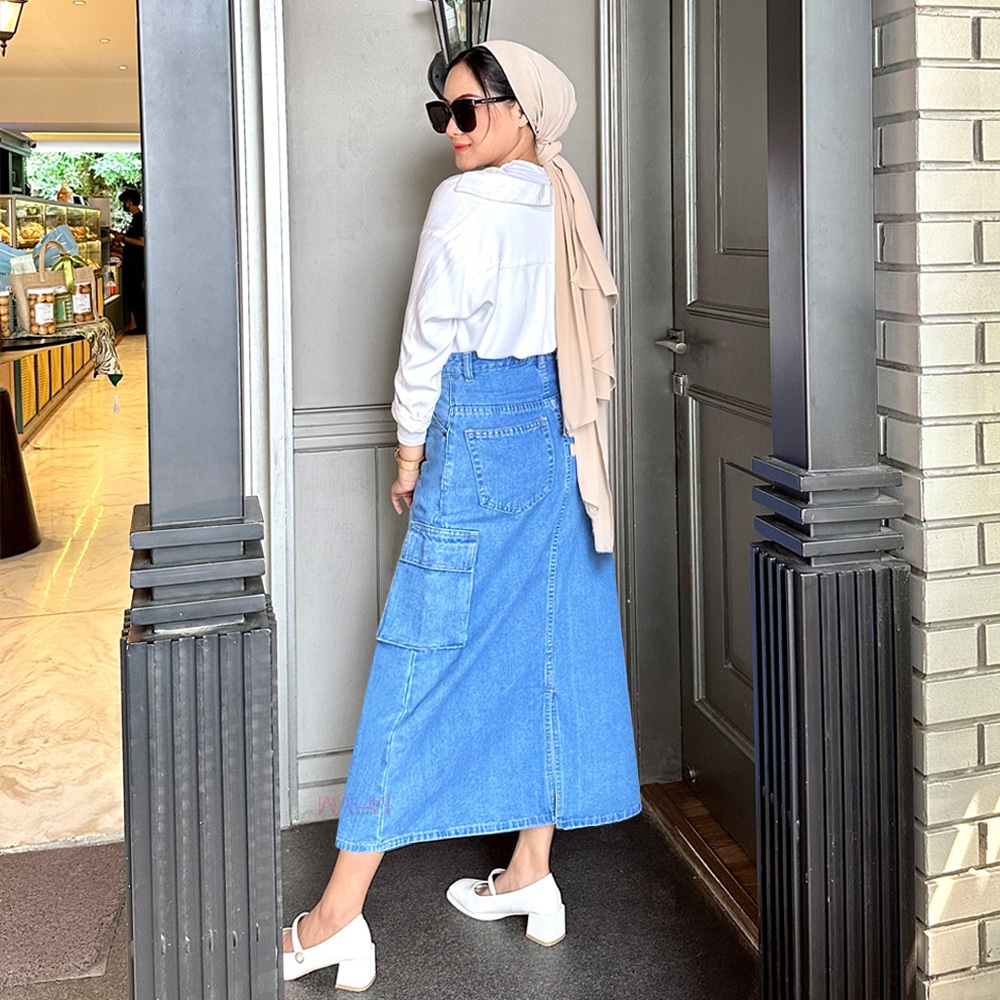 WAUW - HER Highwaist Cargo Skirt - Light Blue 2305