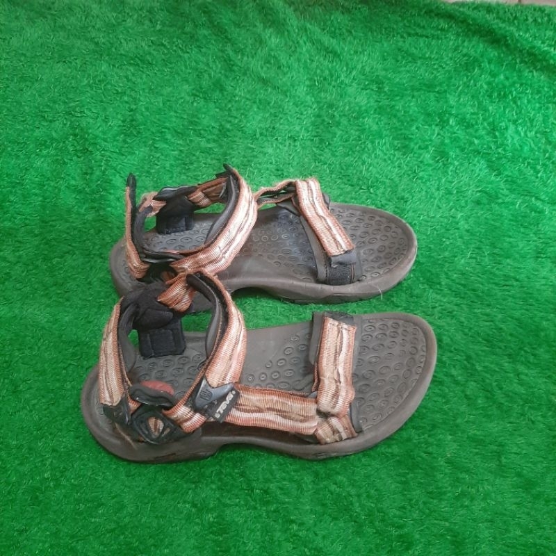 SANDAL OUTDOOR HIKING/GUNUNG PRIA TEVA original