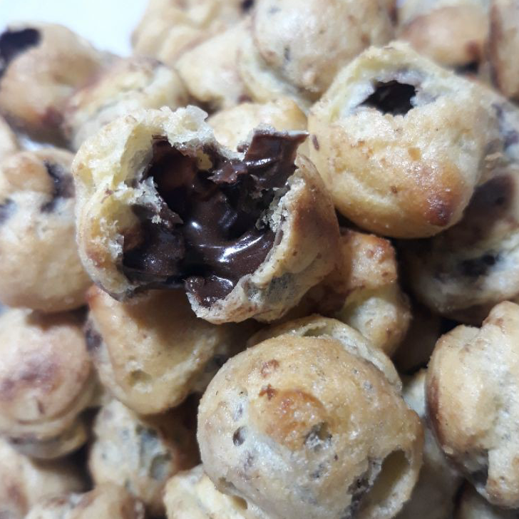 

Terlaris SOES COKLAT LUMER 250GR / SOES COKLAT MELELEH / SOES KERING / ALMA.SNACK