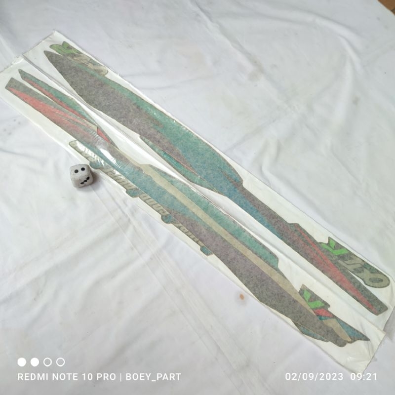 Striping sticker stiker yamaha alfa alpa 2r hitam non original