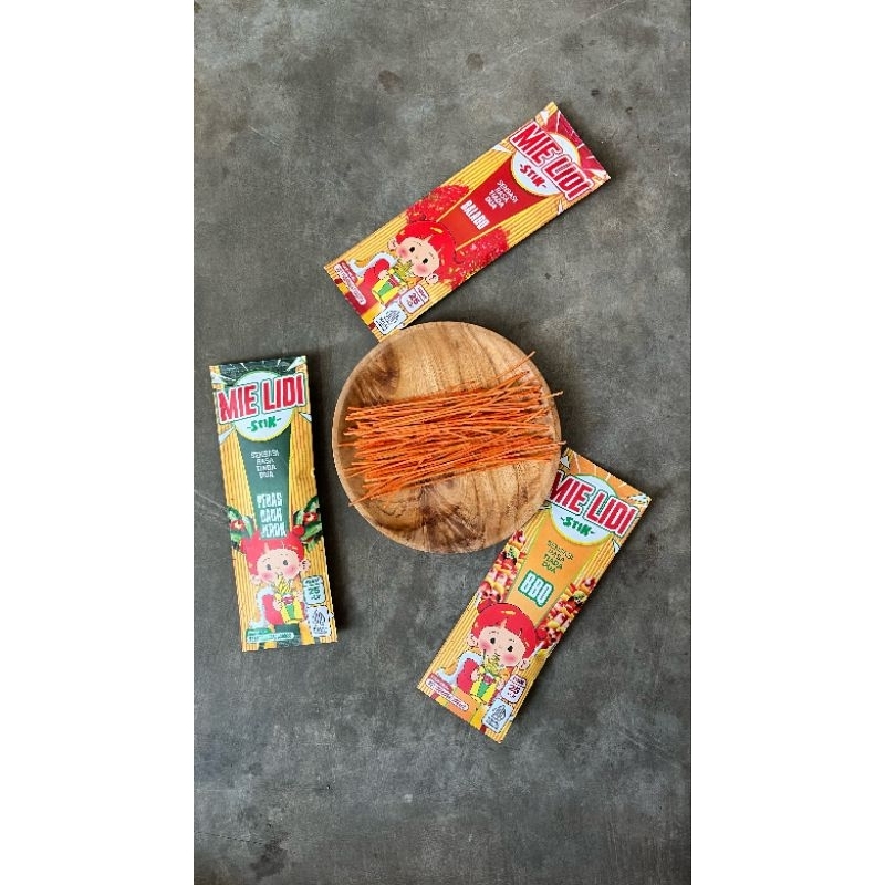 

snack basreng makaroni mi lidi dan usus goreng