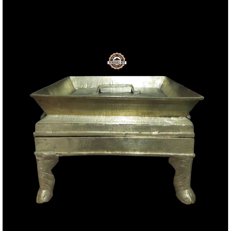 Cetakan kue lumpur/bikang lubang 9 kuningan lawas