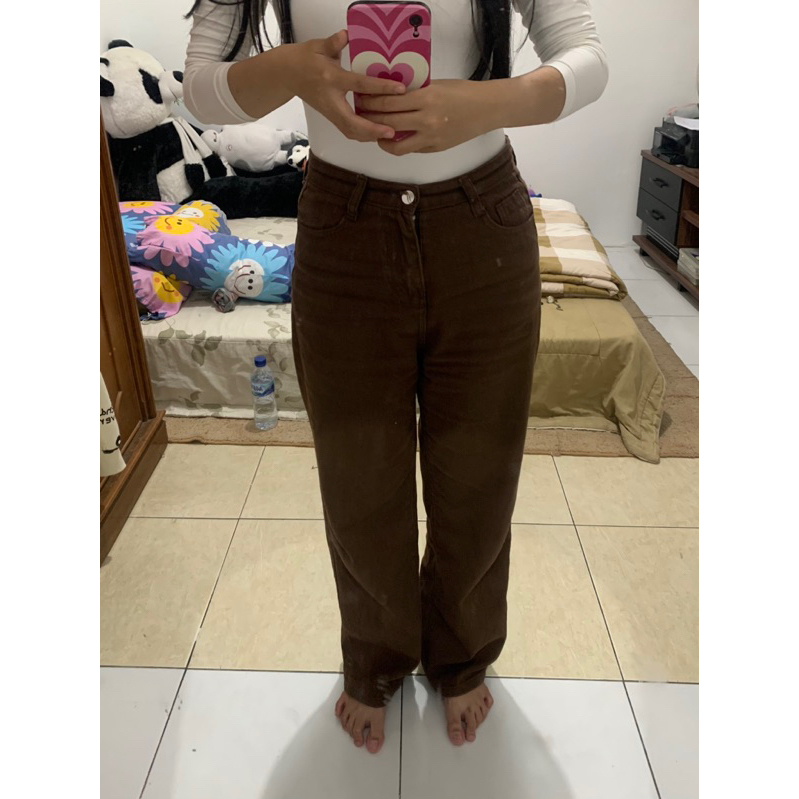 Jeans coklat