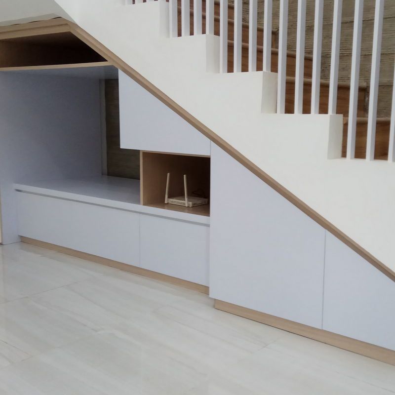 Lemari Bawah Tangga | Rak Tangga | Lemari Rak Bawah Tangga