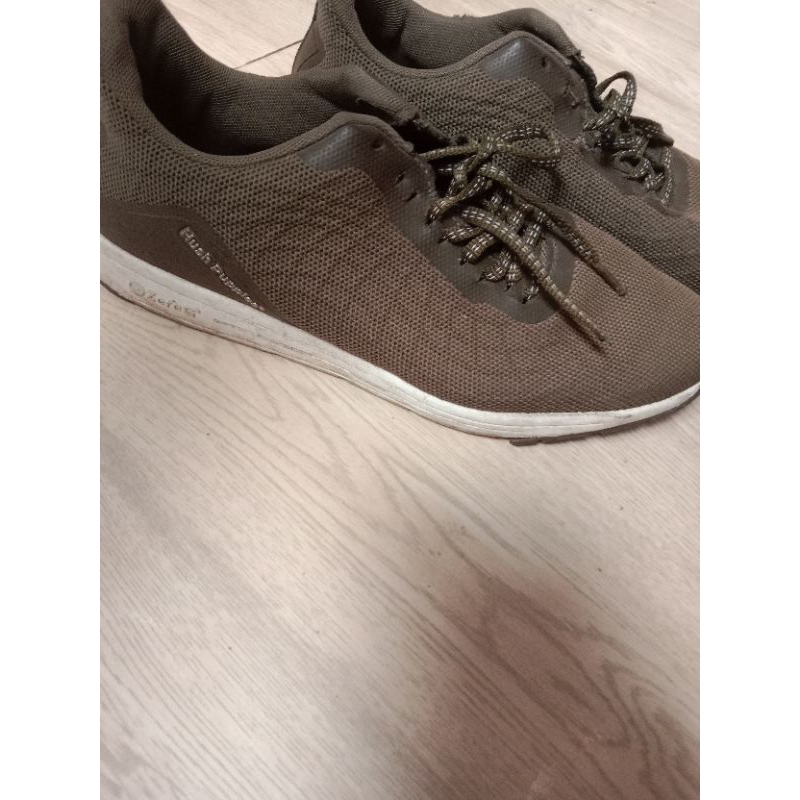 Sepatu Hush Puppies Alex Adler