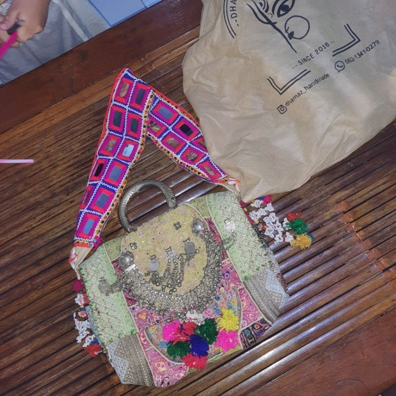 tas ethnic banjara india asli shoulder bag (preloved)