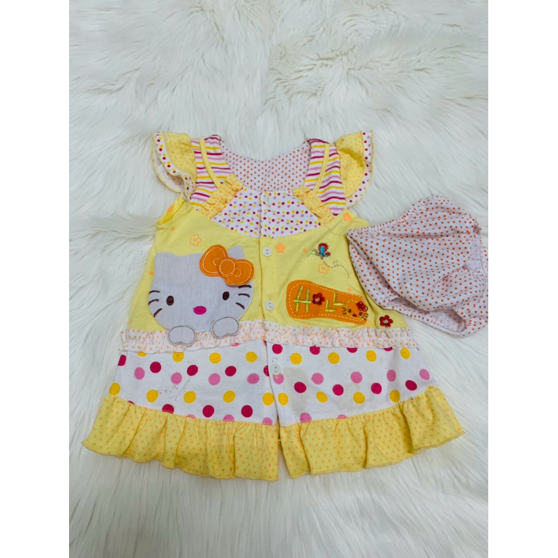 dress baby kitty
