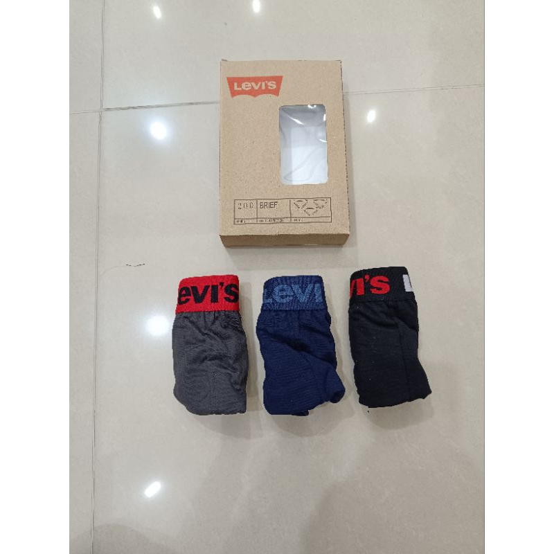 Celana dalam pria levis