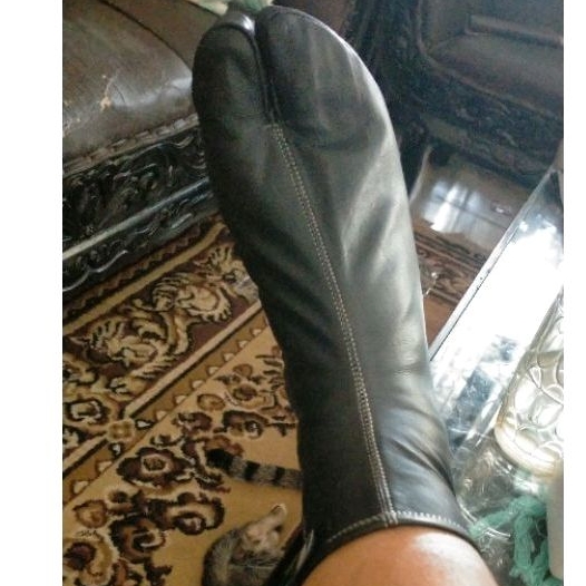 KHUF, KHUFFAIN KAOS KAKI KULIT BELAH JARI/NINJA, SEPATU MASJID HAJI DAN UMROH