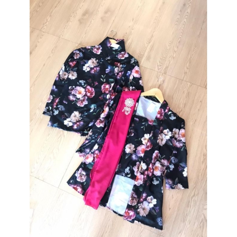 Couple Surjan Kebaya Floral Kutubaru Kembang Cantika