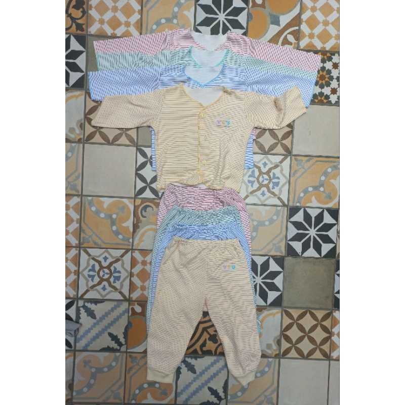 Preloved Baju Bayi New Born - Merk Fluffy Baby (Take All 50rb)