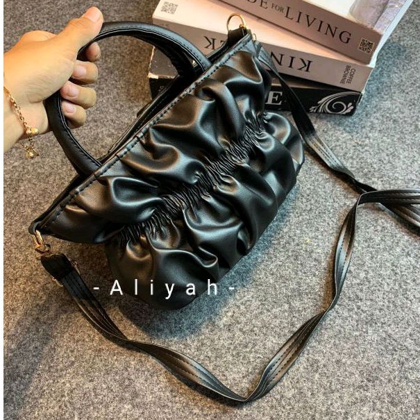 Tas Selempang wanita Tas tenteng puffy ALIYAH
