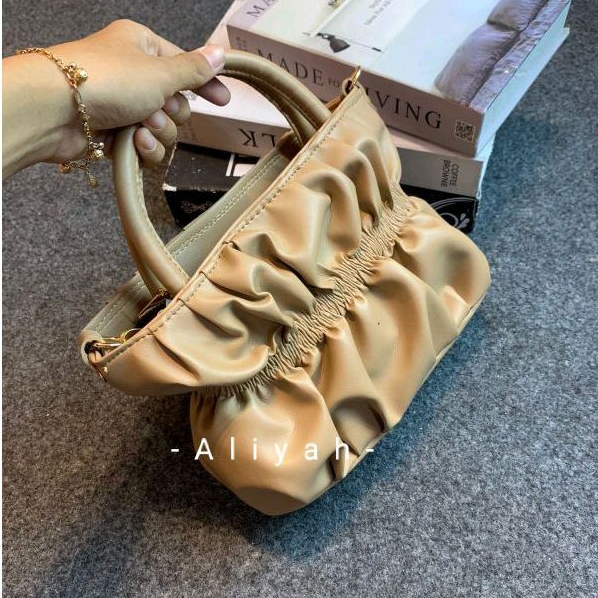 Tas Selempang wanita Tas tenteng puffy ALIYAH