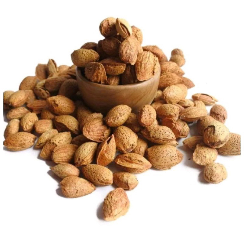 

kacang almond kulit / almond kulit milky