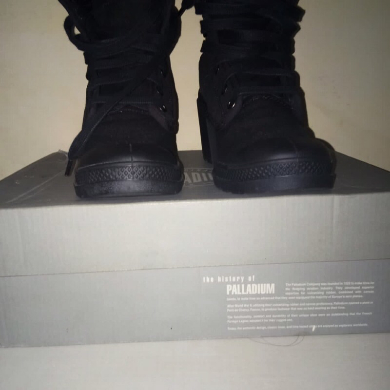 Sepatu palladium baggy heels