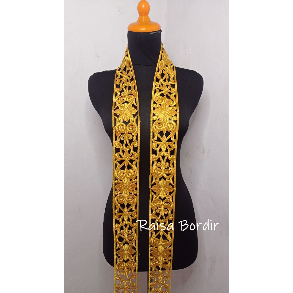 renda bordir aplikasi tempel busana dan gaun motif viola