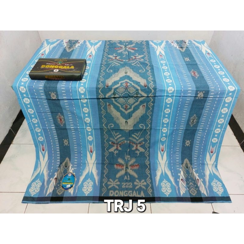 Sarung Donggala Kembang Toraja