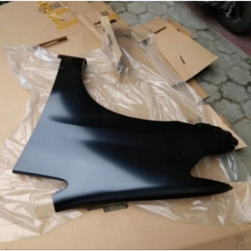 Fender Spakbor grand innova 2012/2015 original