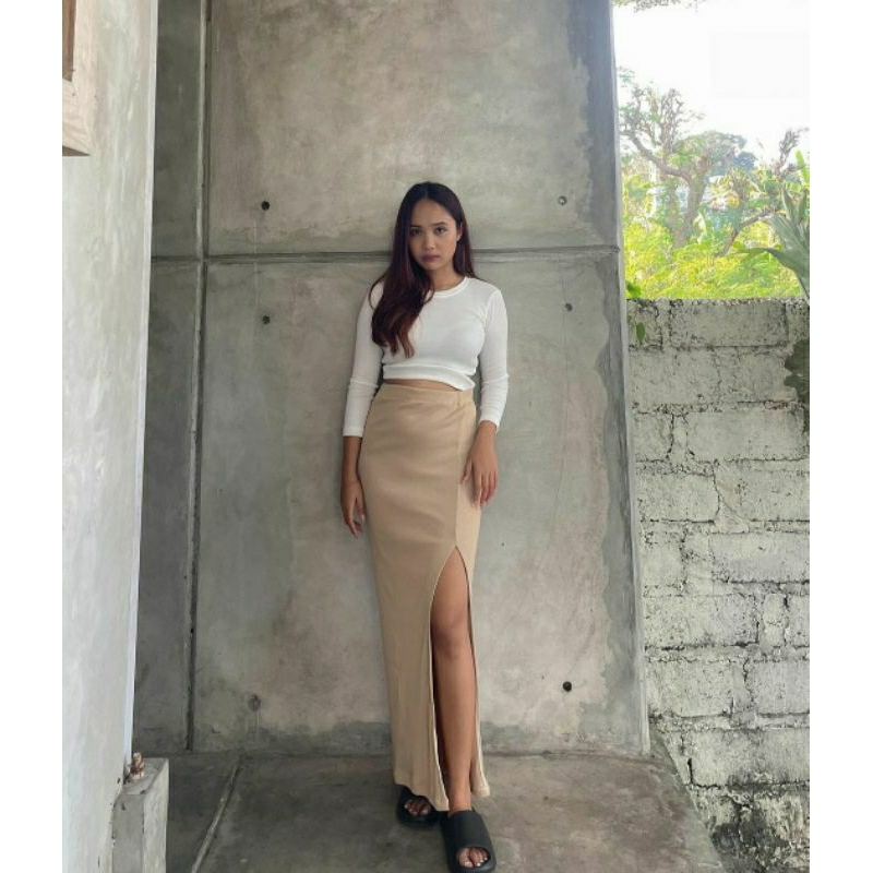 rok slit panjang sobek samping rok panjang knit