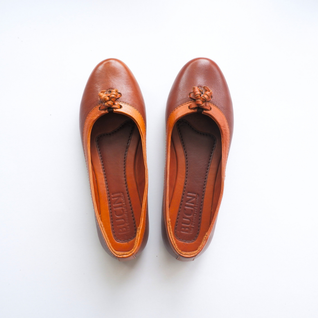Sepatu Flat Wanita Kulit Asli Premium | BUCINI GV 101 OB Leather Flat Shoes