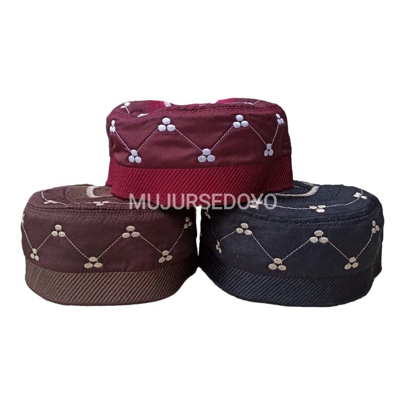 Peci Bugis Madinah Kopiah Lipat Bulat Songkok Kain